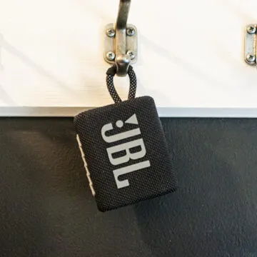 Recensione JBL Go 3, il più piccolo dei grandi speaker alla prova dell’acqua