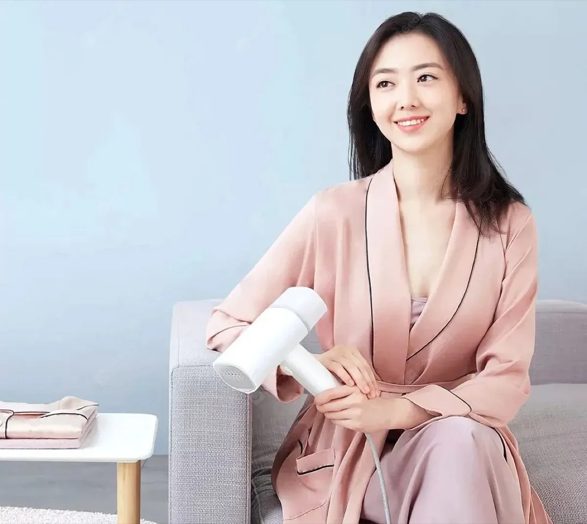 Ferro da stiro verticale Xiaomi portatile in offerta: da casa e da viaggio