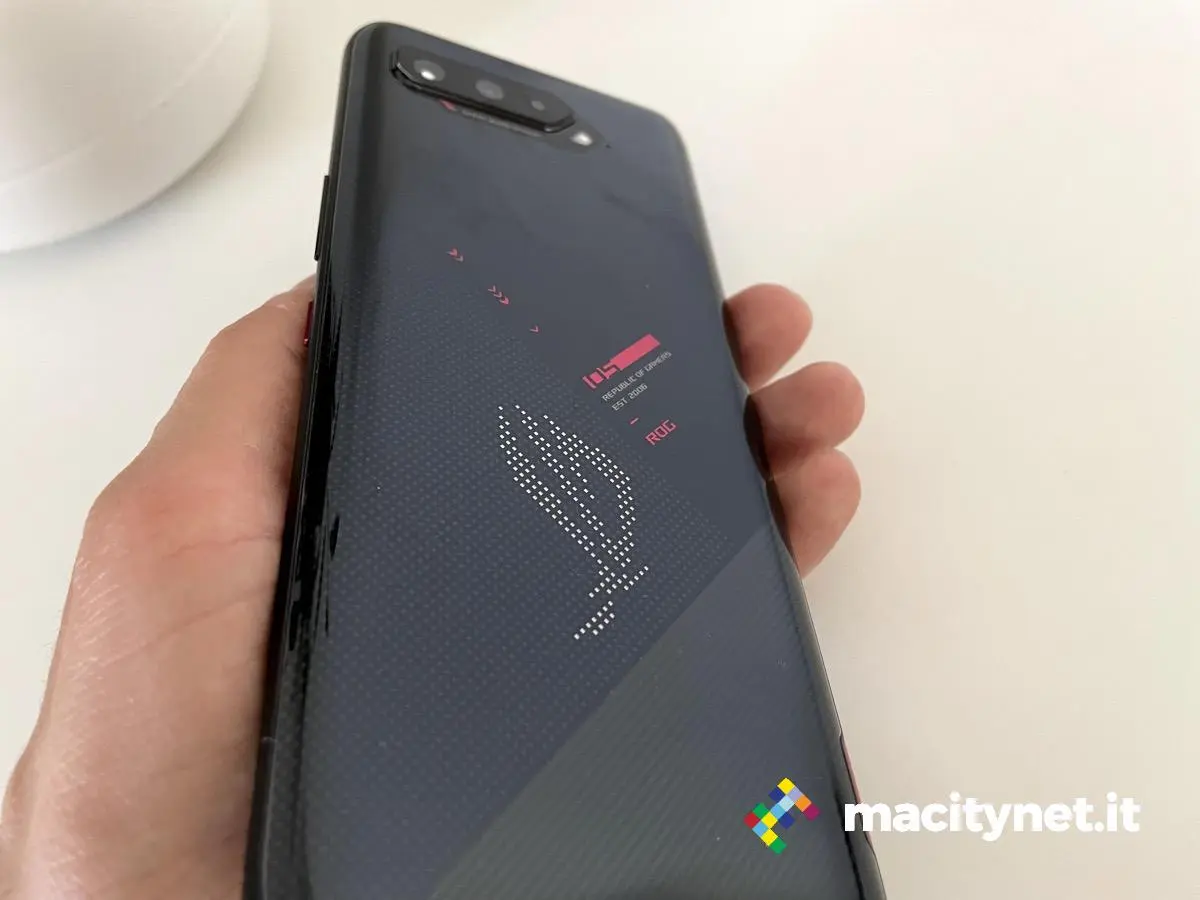 Recensione Asus ROG Phone 5 Recensione Asus ROG Phone 5