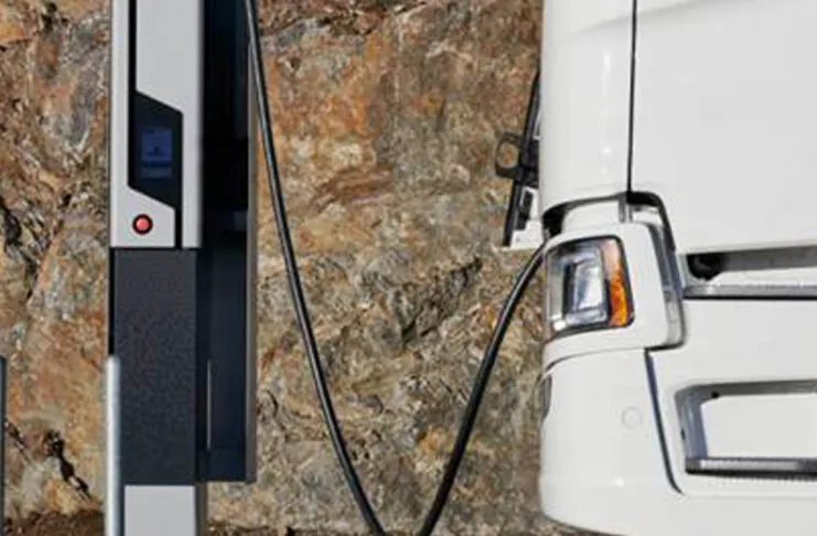 Raccolta rifiuti con veicoli elettrici a Copenaghen