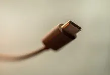 L’UE vota per USB-C obbligatorio nel 2024, iPhone inclusi Le nuove specifiche USB-C offriranno fino a 240W di potenza