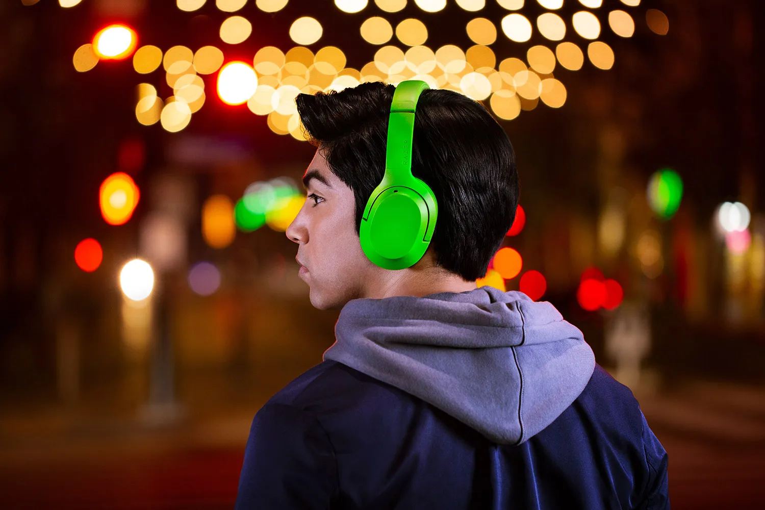 Recensione Razer Opus X, grinta, colori e tanta tecnologica per musica e giochi Recensione Razer Opus X, grinta, colori e tanta tecnologica per musica e giochi