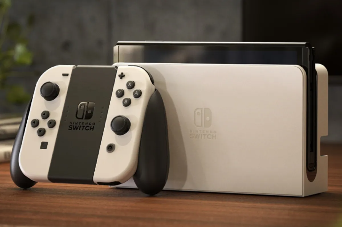 Nintendo presenta il nuovo Switch con schermo OLED Nintendo presenta il nuovo Switch con schermo OLED