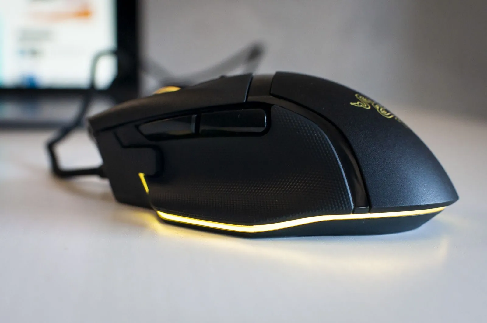 Recensione Razer Basilisk V3, top della precisione ora più personalizzabile Recensione Razer Basilisk V3, top della precisione ora più personalizzabile