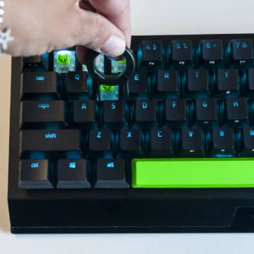 Recensione Razer Blackwidow V3 Mini Hyperspeed Phantom Edition, tastiera purosangue e talentuosa