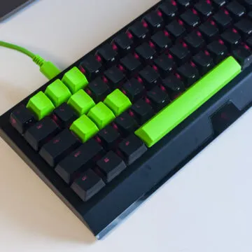 Recensione Razer Blackwidow V3 Mini Hyperspeed Phantom Edition, tastiera purosangue e talentuosa