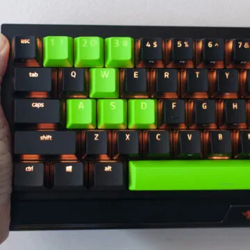 Recensione Razer Blackwidow V3 Mini Hyperspeed Phantom Edition, tastiera purosangue e talentuosa