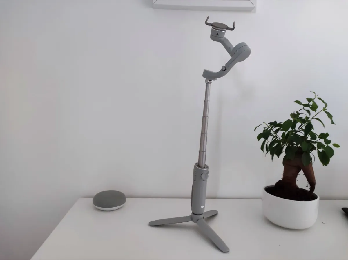 Recensione DJI OM5, il gimbal che vola alto Recensione DJI OM5, il gimbal che vola alto