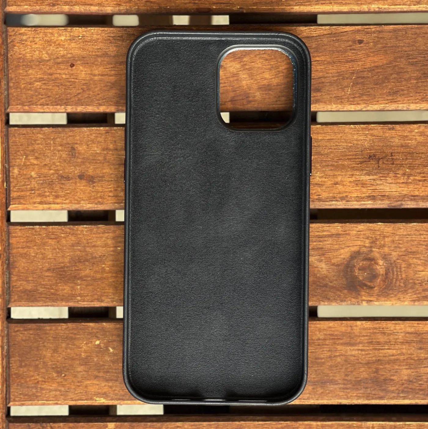 L’iPhone 13 Pro Max è un gigante un po’ meno unico L’iPhone 13 Pro Max è un gigante un po’ meno unico