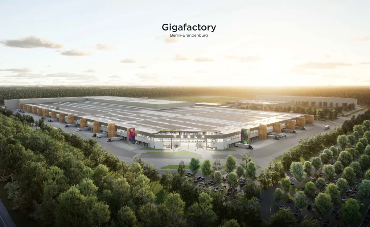 Tesla Gigafactory di Berlino può sfornare auto da novembre Tesla Gigafactory di Berlino può sfornare auto da novembre