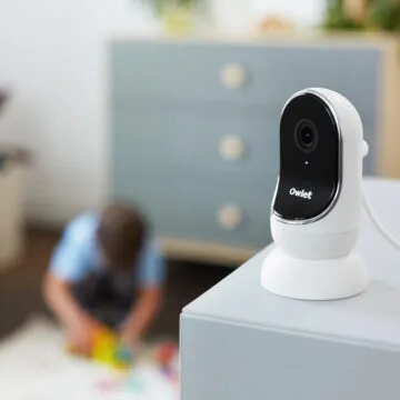 Owlet lancia in Italia i dispositivi per monitorare il sonno dei bimbi