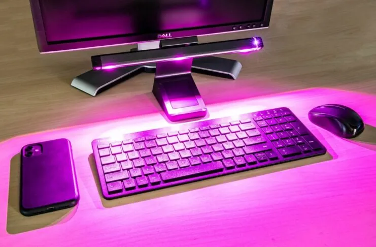 CES 2022, Targus UV-C LED disinfetta scrivania e dispositivi