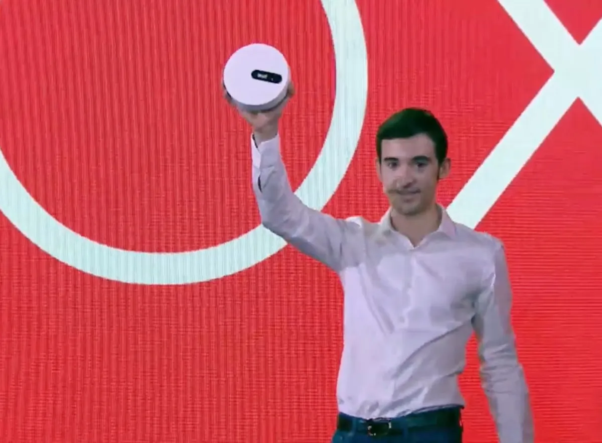 Iliad fibra e iliadbox, dettagli e prezzi della seconda rivoluzione Iliad fibra e iliadbox, dettagli e prezzi della seconda rivoluzione