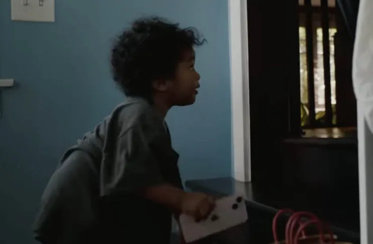 Due nuovi spot per iPhone 13 su batteria e durevolezza