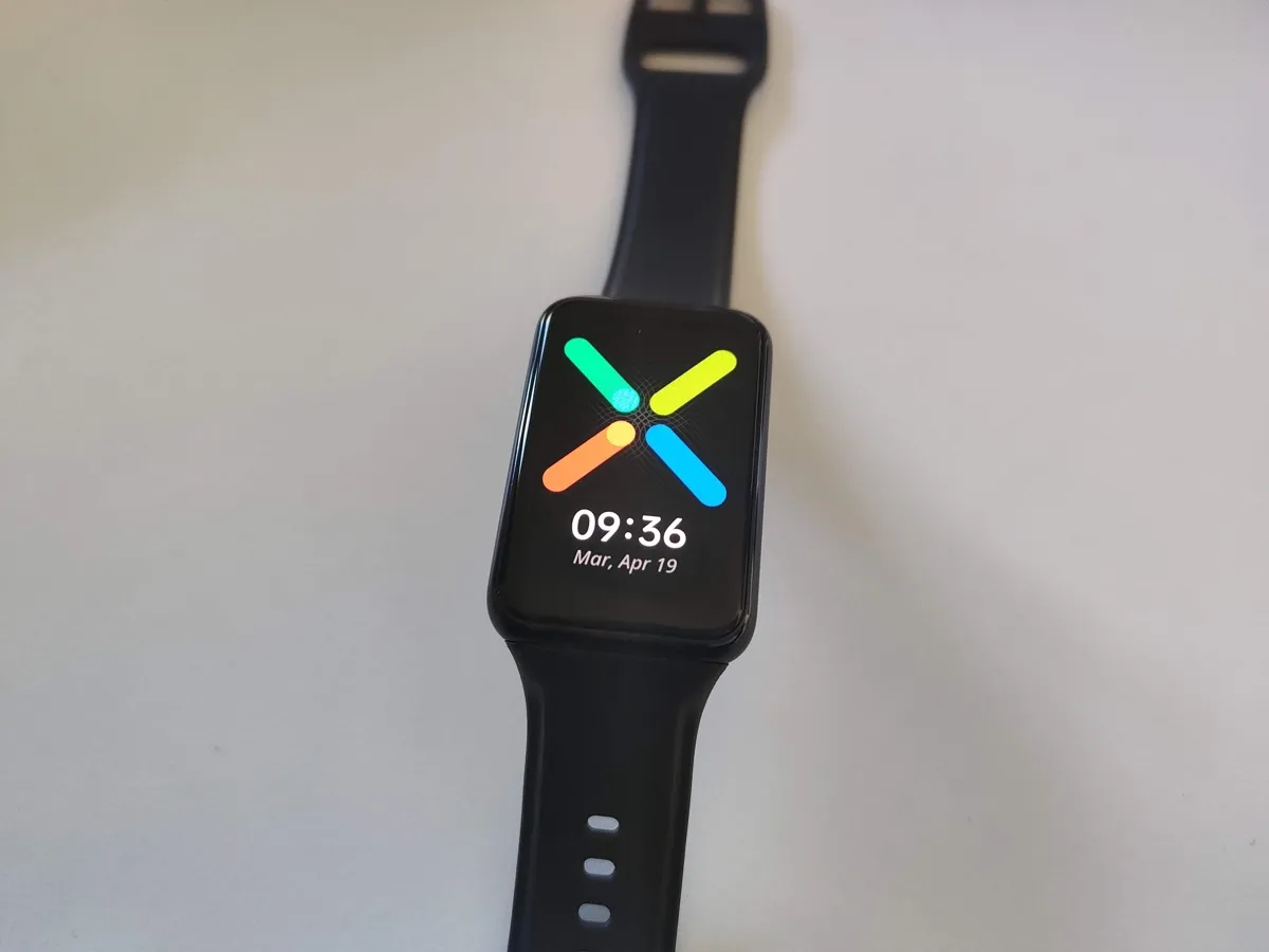 Recensione OPPO Watch Free, un ibrido tra watch e band Recensione OPPO Watch Free, un ibrido tra watch e band