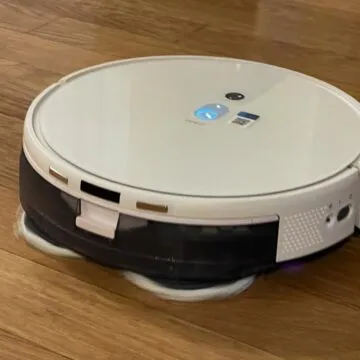 Recensione Yeedi Mop Station, il mocio robotizzato che lava e strizza da solo