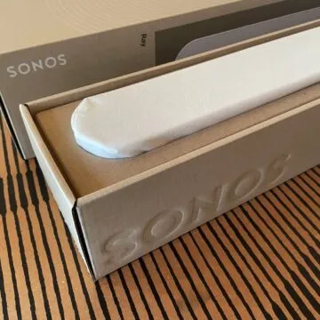 Recensione Soundbar Sonos Ray, parti dalla TV e porti musica in tutta la casa