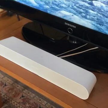 Recensione Soundbar Sonos Ray, parti dalla TV e porti musica in tutta la casa