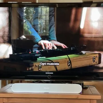 Recensione Soundbar Sonos Ray, parti dalla TV e porti musica in tutta la casa