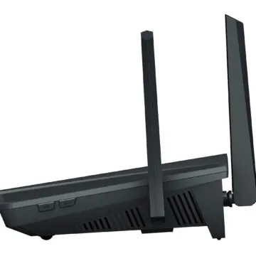 Recensione router Synology RT6600ax, il router che è quasi un NAS apre a nuove prospettive per il futuro