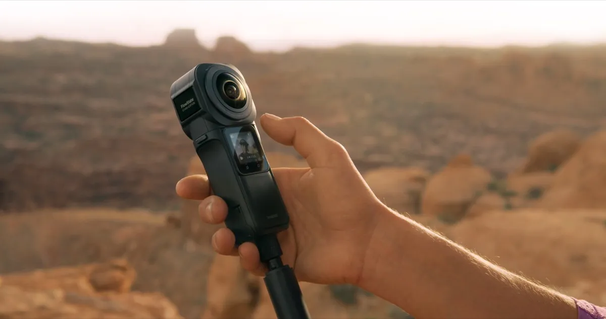 Insta 360 ONE RS 1-Inch 360 Edition è la più costosa e prestante della serie Insta 360 ONE RS 1-Inch 360 Edition è la più costosa e prestante della serie