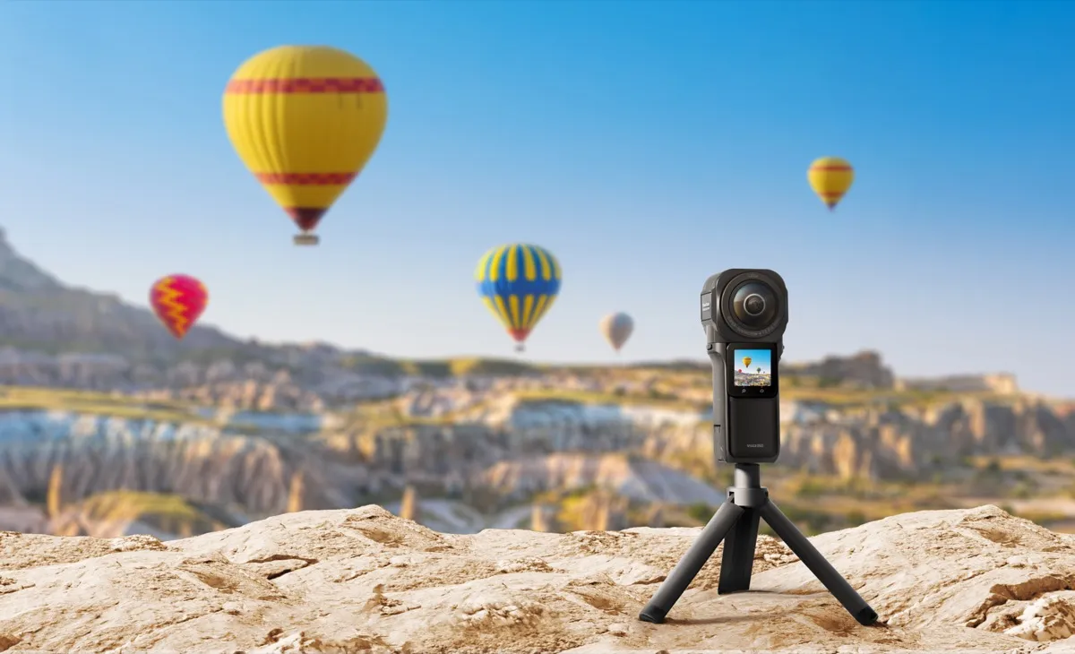 Insta 360 ONE RS 1-Inch 360 Edition è la più costosa e prestante della serie Insta 360 ONE RS 1-Inch 360 Edition è la più costosa e prestante della serie