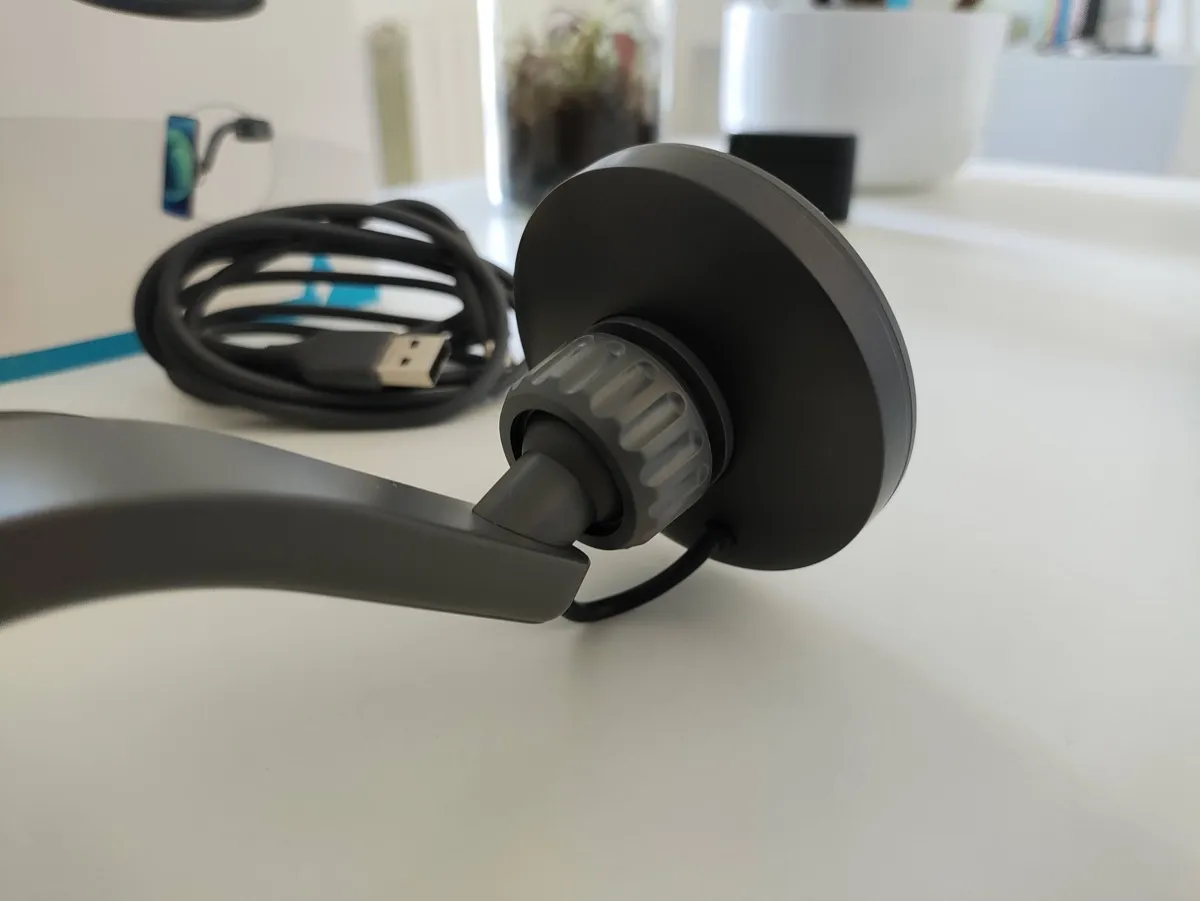 Recensione Anker MagGo 613, il supporto auto magnetico e con ricarica 7,5W Recensione Anker MagGo 613, il supporto auto magnetico e con ricarica 7,5W