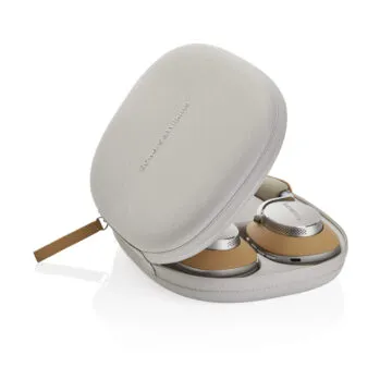 Bowers e Wilkins Px8, le cuffie di lusso senza compromessi