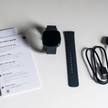 Recensione Fitbit Sense 2, lo smartwatch di Fitbit evolve, ma solo in parte