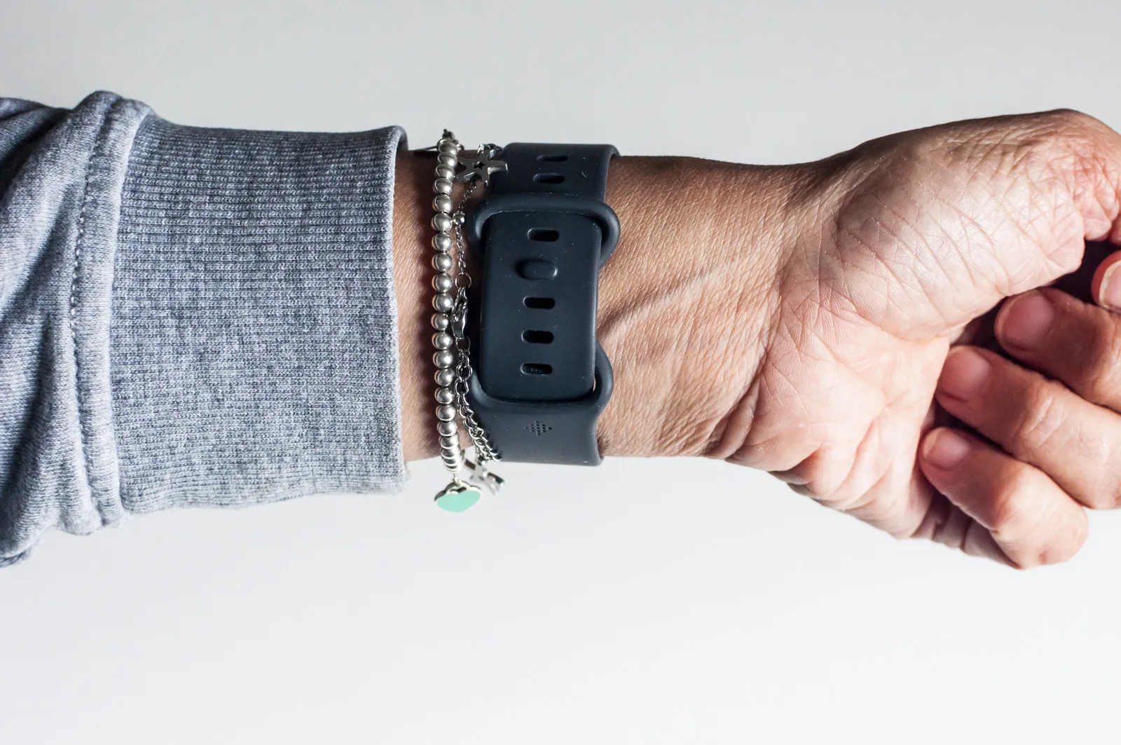 Recensione Fitbit Sense 2, lo smartwatch di Fitbit evolve, ma solo in parte Recensione Fitbit Sense 2, lo smartwatch di Fitbit evolve, ma solo in parte