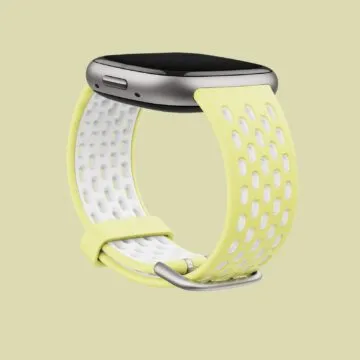 Recensione Fitbit Sense 2, lo smartwatch di Fitbit evolve, ma solo in parte