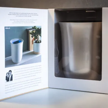 Recensione Lexon Oblio, stazione di ricarica wireless con santificazione bella anche in salotto