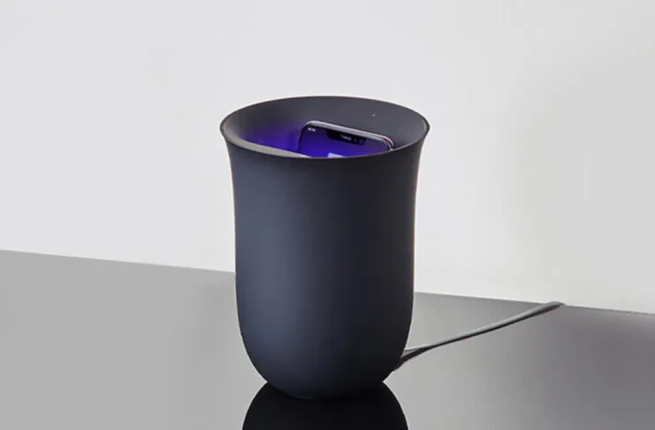 Recensione Lexon Oblio, stazione di ricarica wireless con santificazione bella anche in salotto