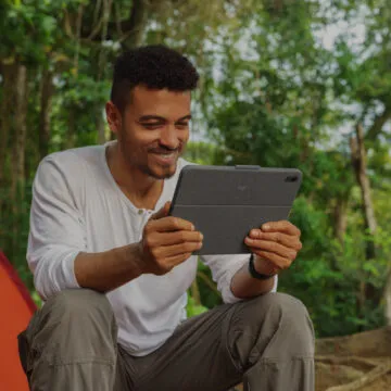 Logitech svela Combo Touch, Slim Folio e Rugged Folio per iPad 2022