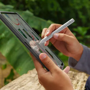 Logitech svela Combo Touch, Slim Folio e Rugged Folio per iPad 2022