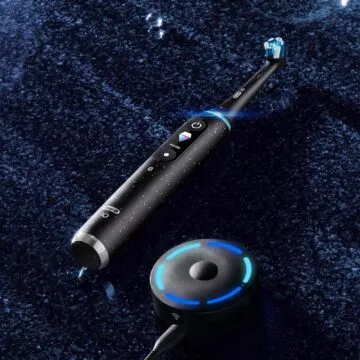 Arriva in Italia lo spazzolino intelligente Oral-B iO10 con iOsense