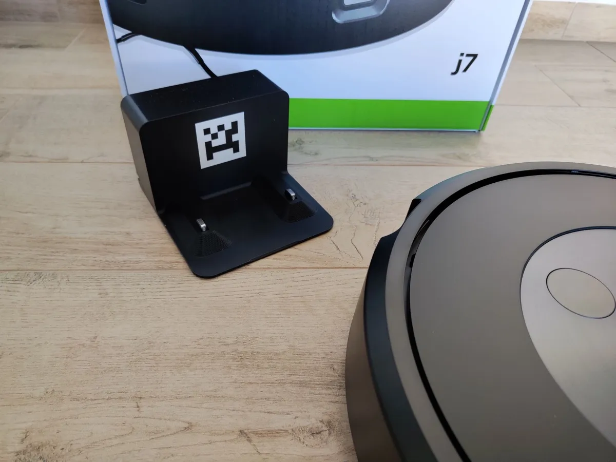 Recensione Roomba Combo j7, aspira e lava con il mocio retrattile