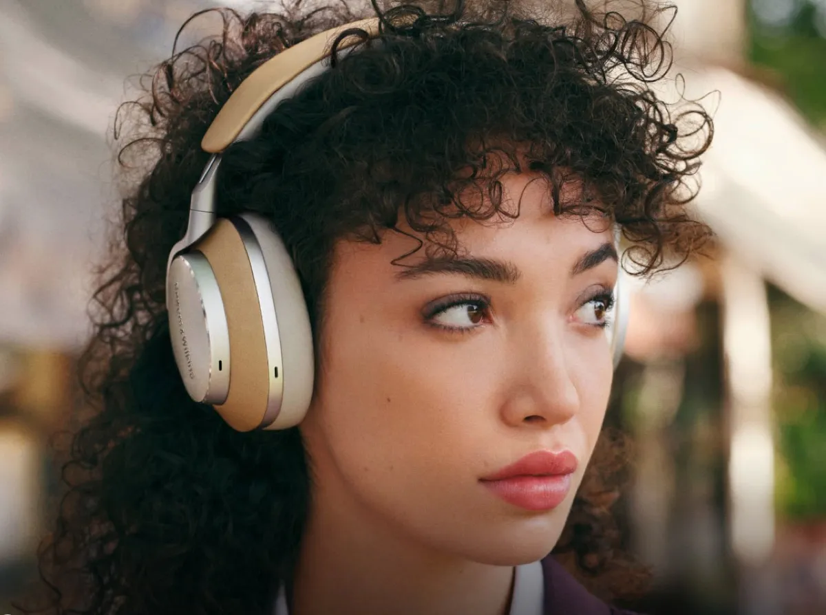 Le migliori cuffie over ear antirumore da regalare a Natale 2022 Le migliori cuffie over ear antirumore da regalare a Natale 2022