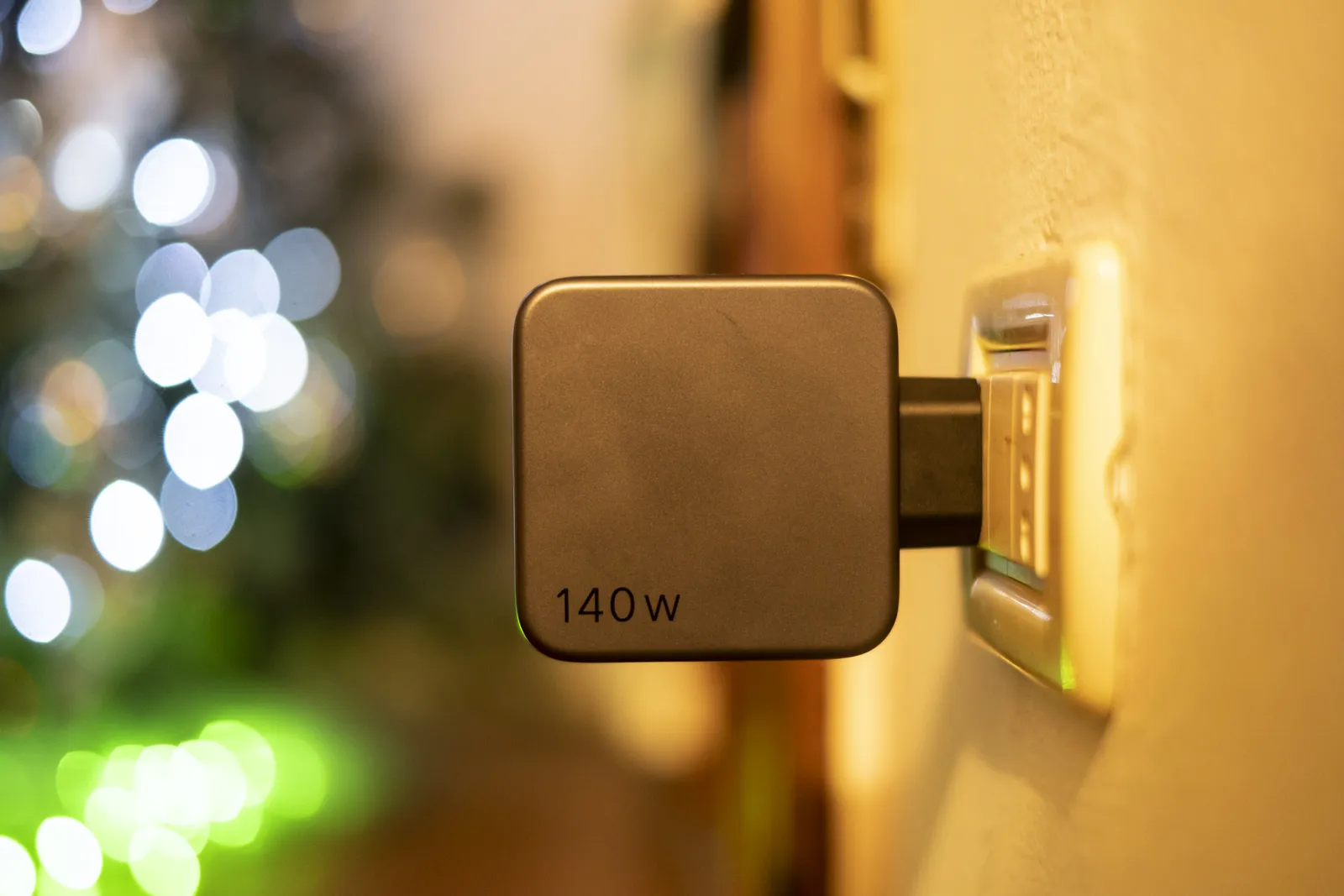 Recensione Ugreen Caricatore USB C 140W PD 3.1