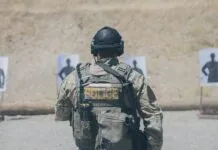 Gli SWAT irrompono in casa di un’anziana per un errore AirTag