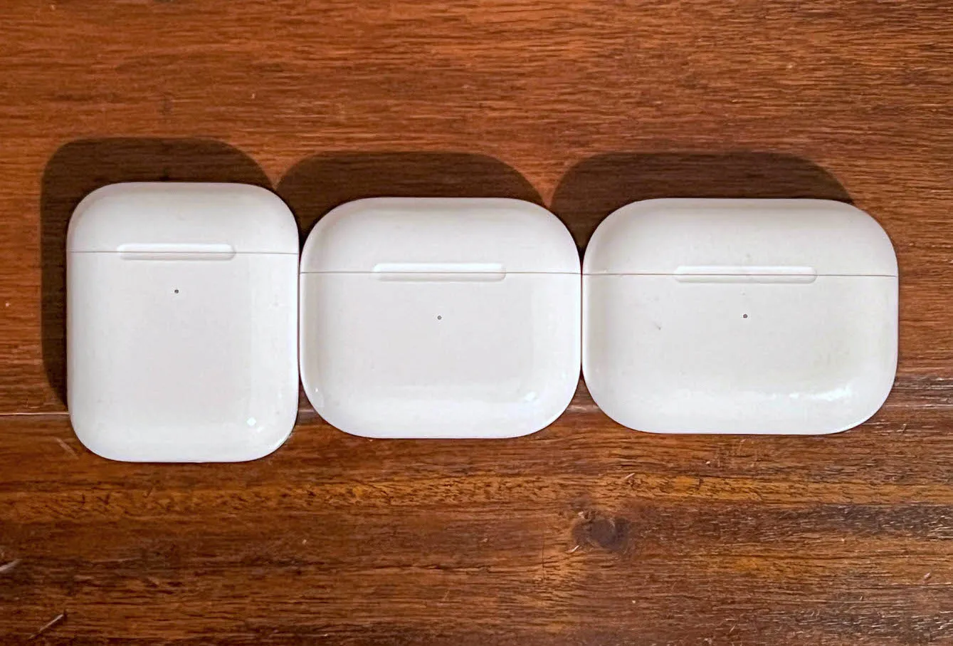 La disfida degli AirPods, vi diciamo quali comprare oggi