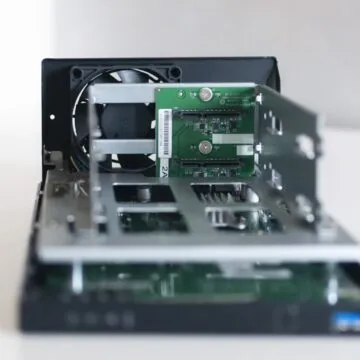 Recensione NAS Asustor Drivestore 2 AS1102T, perfetto per il backup silenzioso