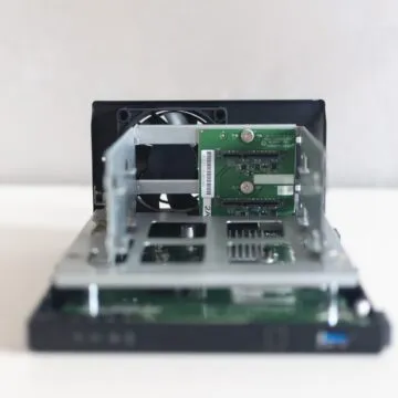 Recensione NAS Asustor Drivestore 2 AS1102T, perfetto per il backup silenzioso