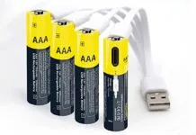 Le batterie AAA che si ricaricano direttamente via USB-C Le batterie AAA che si ricaricano via USB