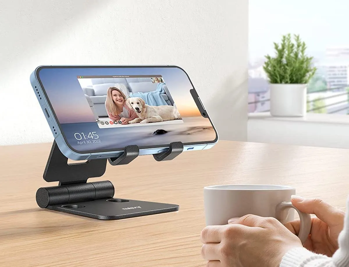 I migliori supporti da tavolo per iPhone I migliori supporti da tavolo per iPhone