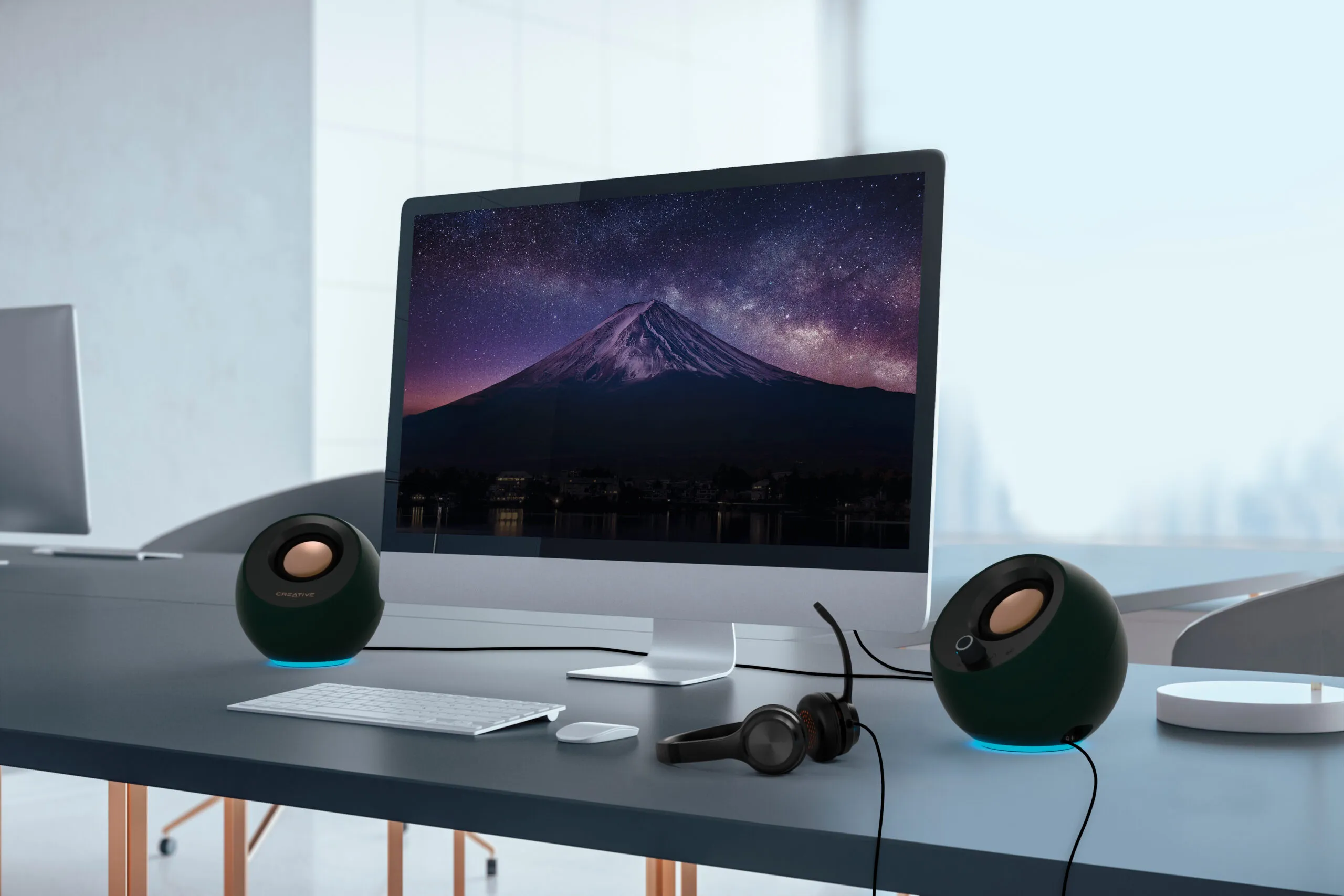 Recensione speaker Creative Pebble Pro, adesso suonano meglio (anche) al buio Recensione speaker Creative Pebble Pro, adesso suonano meglio (anche) al buio