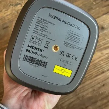 Recensione Proiettore XGIMI Mogo 2 Pro, il super versatile full HD da mettere nello zaino