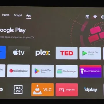 Recensione Proiettore XGIMI Mogo 2 Pro, il super versatile full HD da mettere nello zaino
