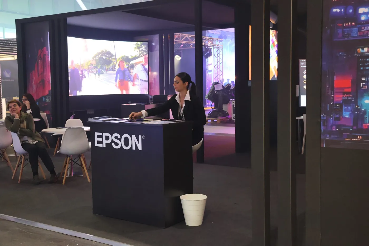 Ultimo giorno a MIRTECH 2023: in giro per gli stand