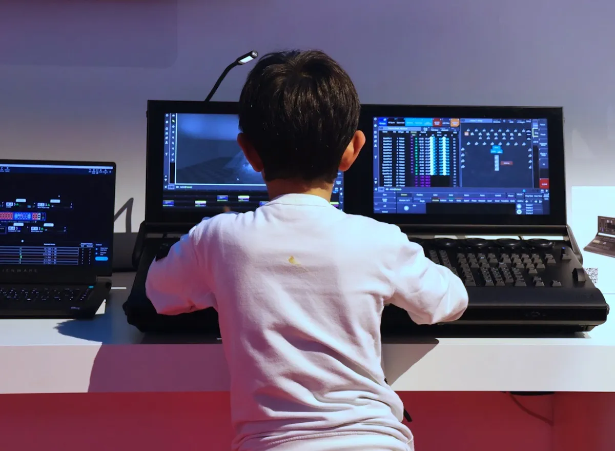 Ultimo giorno a MIRTECH 2023: in giro per gli stand